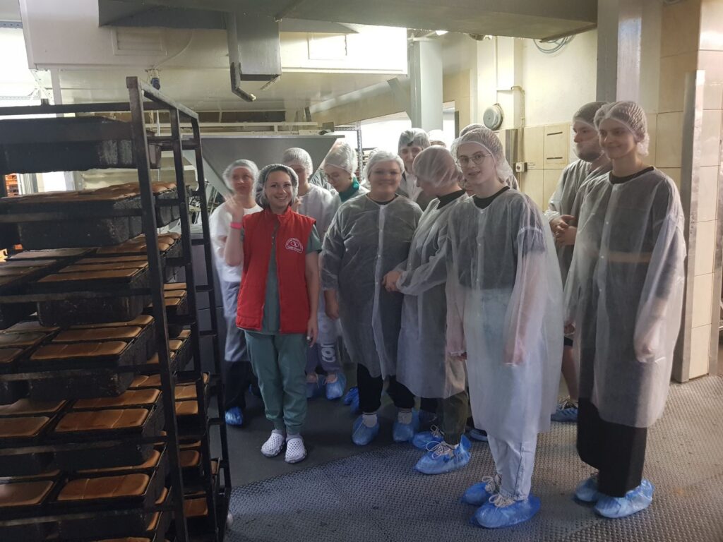 НА Першому Столичному Хлібозаводі завжди раді гостям!