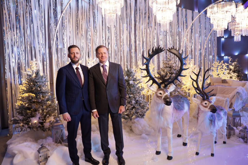 У кришталевій атмосфері Crystal Night команда холдингу відзначила підсумки року