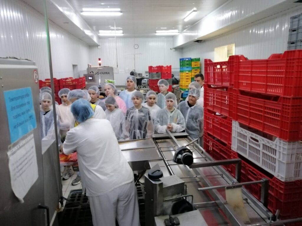 Звідки береться хліб: Івано-Франківський хлібокомбінат відкрив двері для школярів